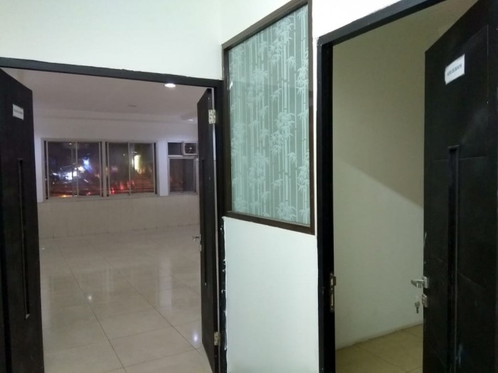 Ruko di Jual di Gn Sahari Jakarta Pusat